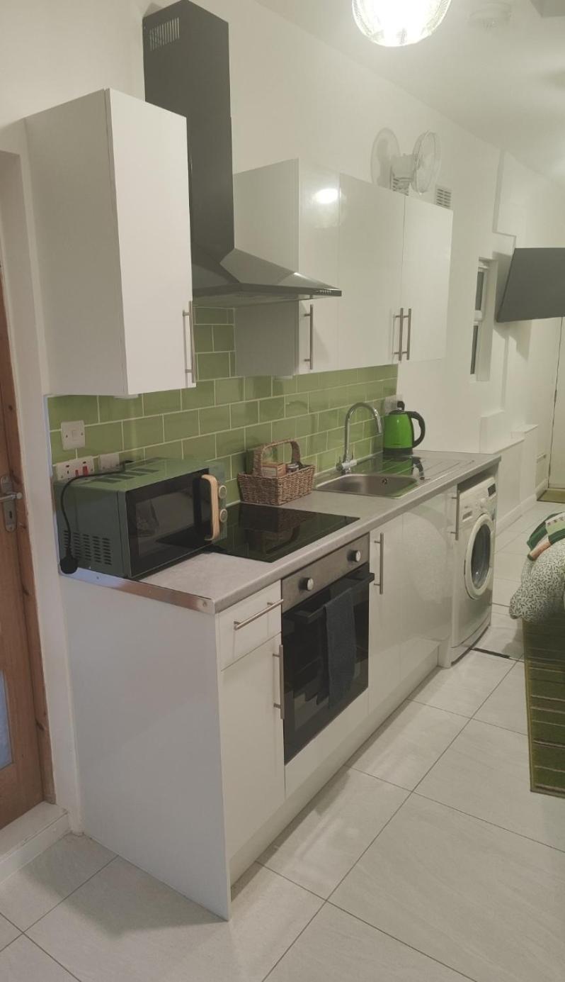 Denfi Croydon